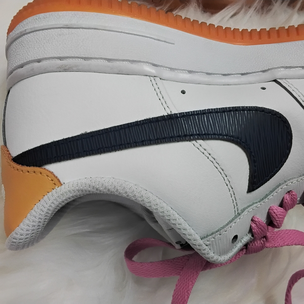 Nike White and Tan Sneakers - Picture 15 of 16